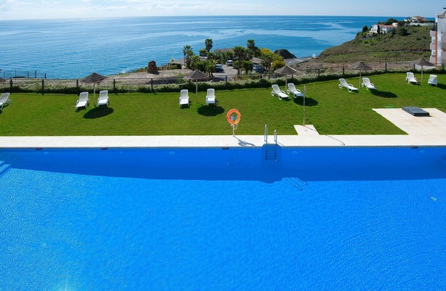 Beautiful apartment for 6 guests with WIFI, pool, A/C, TV, terrace and pets allowed