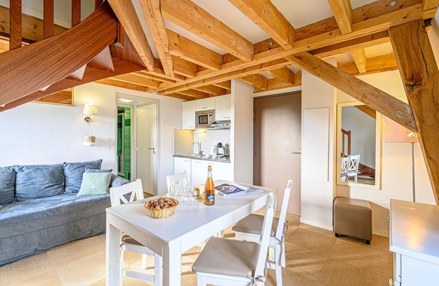 Beautiful apartment for 6 people with WIFI, pool, TV and panoramic view