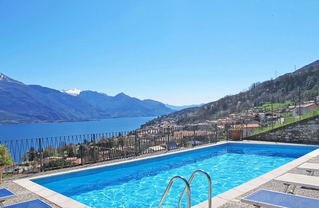 Beautiful apartment for 5 people with WIFI, pool, TV, terrace and parking