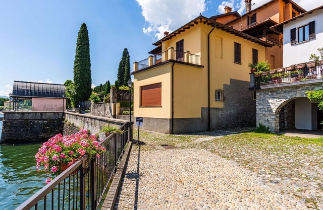 Beautiful apartment for 2 guests with WIFI and TV