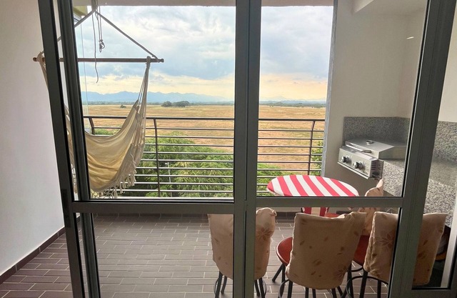 Beautiful apartment with water park 5 minutes from Girardot