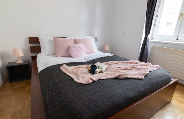 Beautiful brand new 2-room apartment near the city center