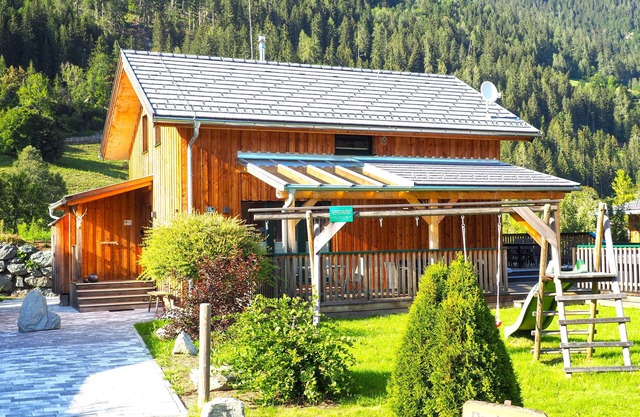 Beautiful chalet with infrared sauna, whirlpool