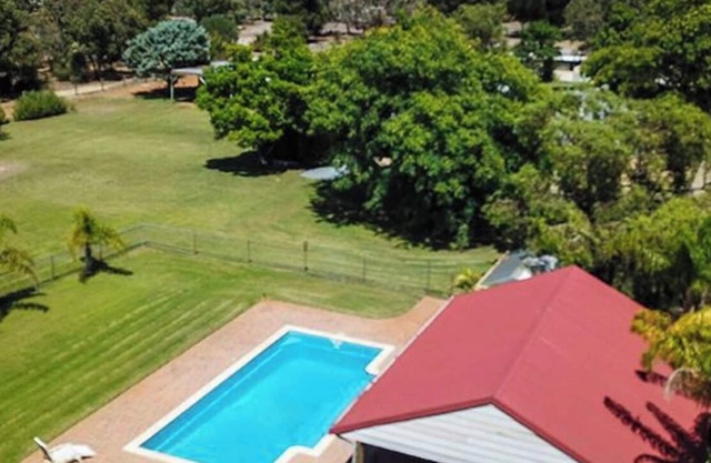 Beautiful Country Retreat Situated Between Chittering and Swan Valley