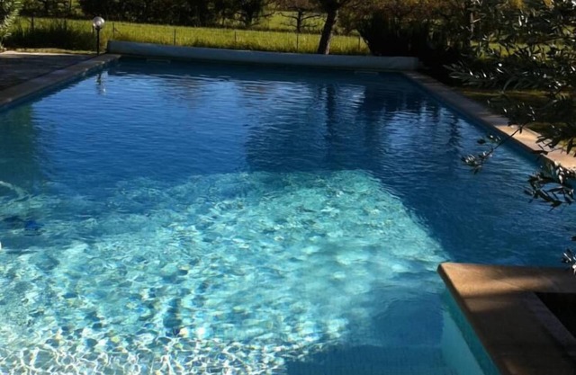 Beautiful farmhouse in Provence, 15 minutes from Avignon, in the heart of Vaison in Vaucluse