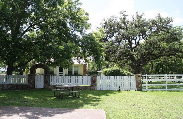 Beautiful hill country peace.