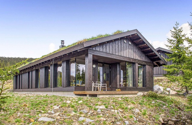 Beautiful home in øyer with sauna