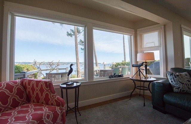 Beautiful Home with Unobstructed Ocean View