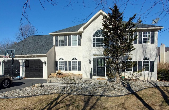 Beautiful home with mountain views