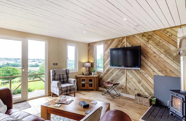 Beautiful Lodge with outstanding views of the rolling countryside.