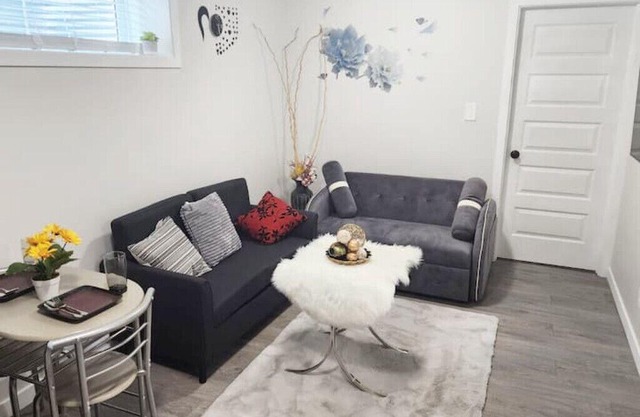 Beautiful newly built one bedroom suite. This is a home away from home.