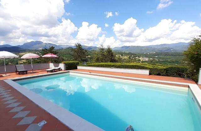 Beautiful newly restored stone barn with private pool, beautiful views and WIFI