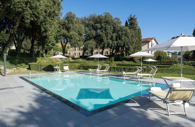 Beautiful private villa with private pool, WIFI, hot tub, TV, panoramic view and parking