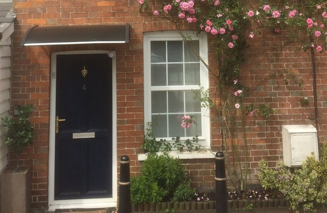 Beautiful Quiet Character Cottage in the centre of Tenterden - Sleeps 4