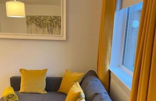 Beautiful refurbished, self-contained apartment