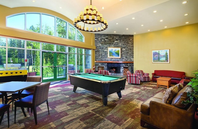 Beautiful resort in the heart of it all!