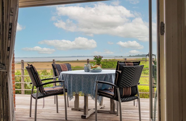 Beautiful summer house for 6 people with a view of the Limfjord