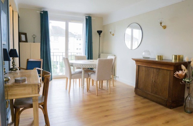 Beautiful T3 10 km from Paris Porte de St Cloud