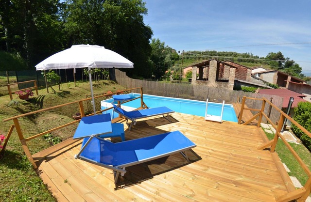 Beautiful villa for 2 guests with WIFI, private pool, TV, pets allowed and parking, close to Lu.