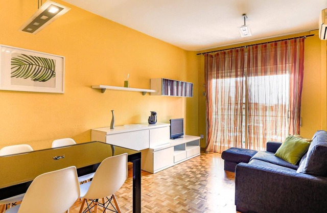 Bed&BCN Sant Andreu apartment