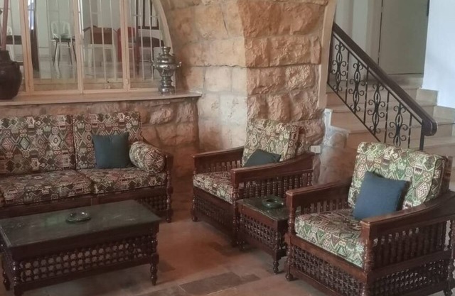 Beit Nemer Chemlan Arch house private garden sunset valley view 24/7 Electricity