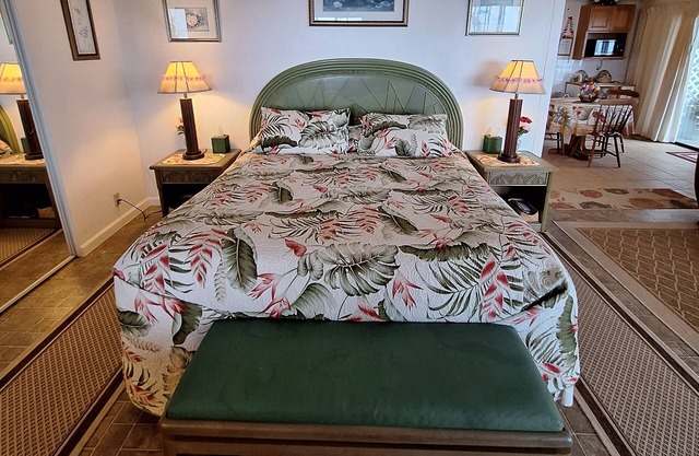 Belle Vue Kona B&B Rose Garden Suite – Breathtaking Views & Island Comfort