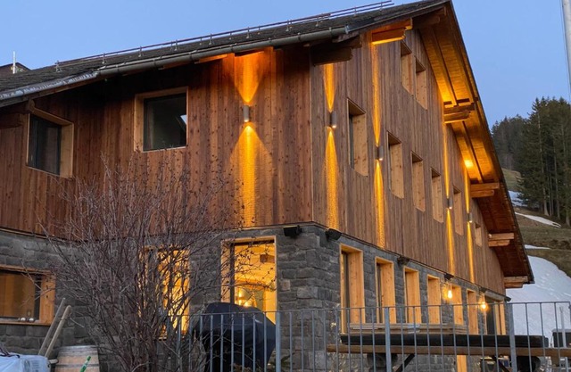 Berggasthaus Eggberge - Boutique Mountain Hotel - Access via Cablecar