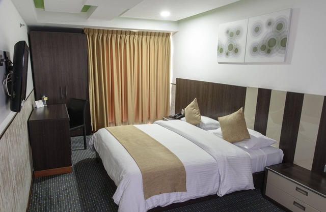 Best bed & breakfast of Caracas city. Downtown available rooms, delicious food!