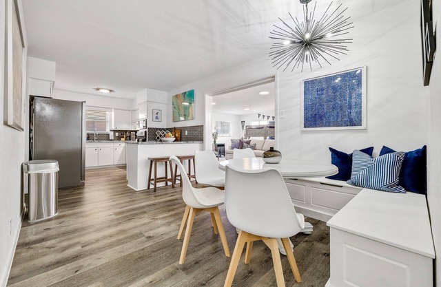 Best Little Bunkhouse in TX! Walk 2 AT&T Stadium!