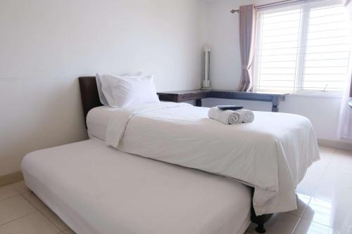 Best Studio Apartment at Pinewood Jatinangor By Travelio