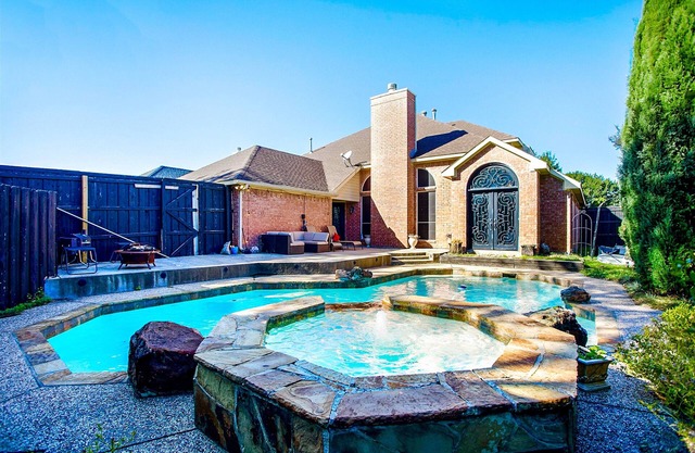 Big 5 Bed/3 Bath LUXE Home Pool Spa West Plano