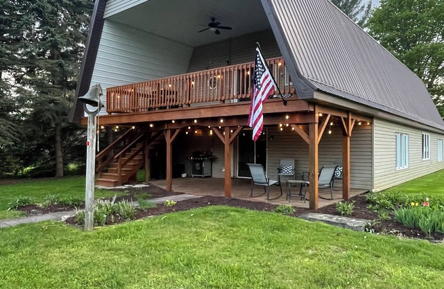 Big Barn in Bemus Point, unique, peaceful, and memorable