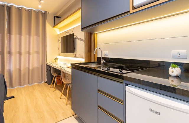 Big Blue Vrbo ~ Cozy ~ with Air Conditioning