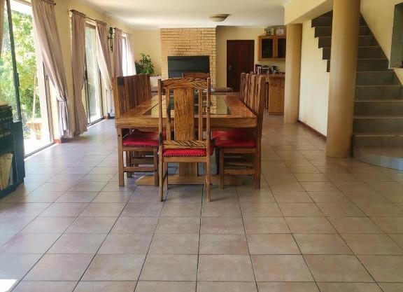 Big Family/Group Summer Vacation-Cape Town, South Africa