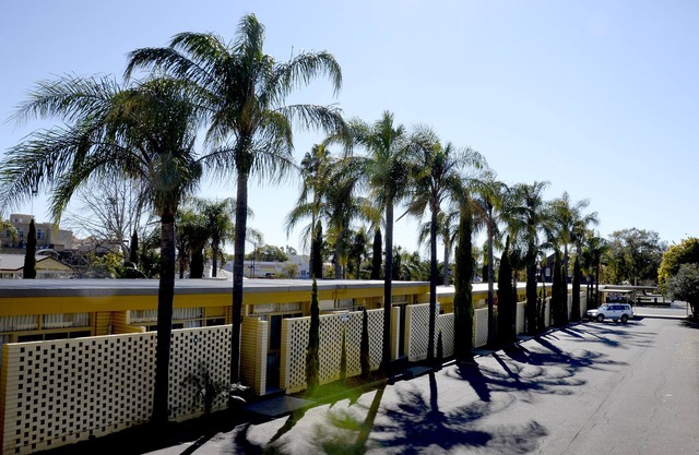 Billabong Motel