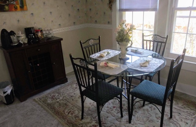 Binghamton Vestal Heights, 1 bed 1bath