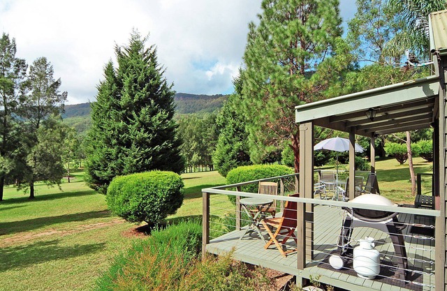 Blue Gums Cottage, cosy, quiet with sensational views, full bed linen service