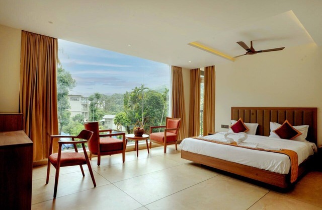 Blue Mist Resorts Athirappilly