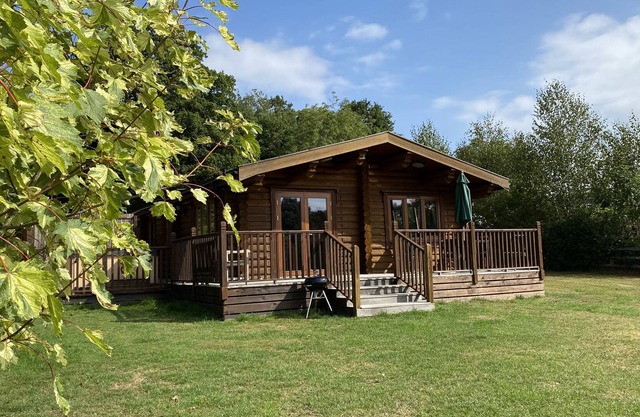 BLUEBELL 4* Lodge ..