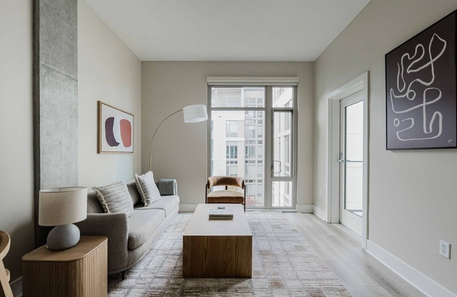 Blueground | Mission Bay, pool & w/d, nr museum