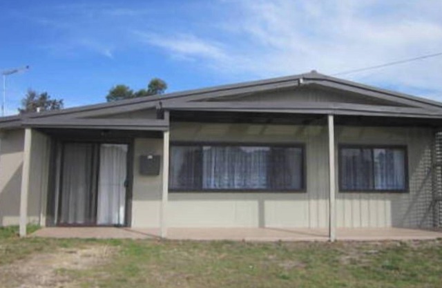 Bluewater beachfront gem