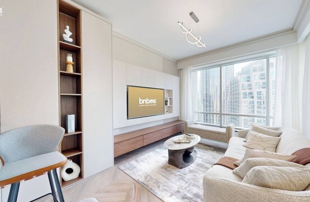 bnbme | Rare-find Downtown Apartment, Walk to Burj Khalifa