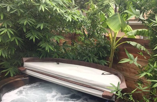 Bohemian Oasis | Hot Tub| Chill Bohemian Stay