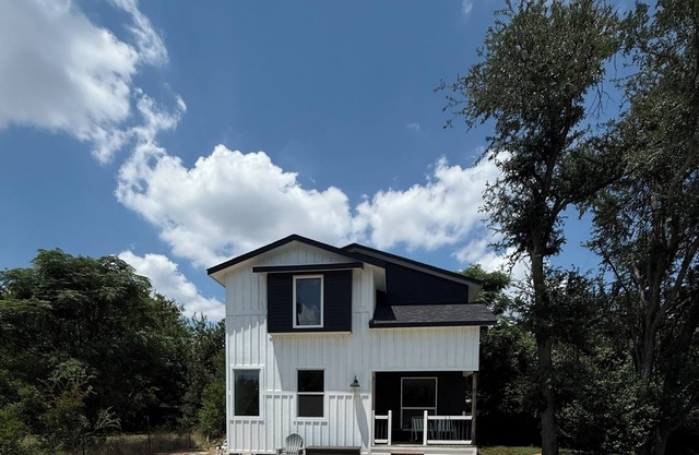 Boho getaway in Cedar Park