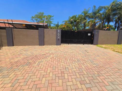 BoniM Guesthouse - aka Magisha Guesthouse