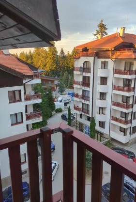 Borovets Apartments, Flora Violet Residence