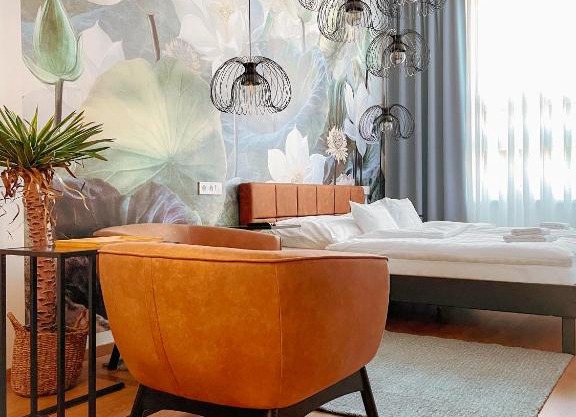 Botaniq Room