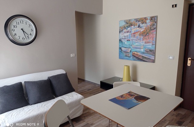Bouganville Residence - Elite apartment with swimming pool, sports field and games.