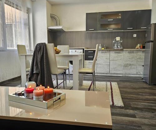 Boutique apartment white 4