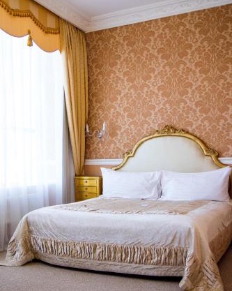 Boutique Spa Casino Hotel Lybid Plaza